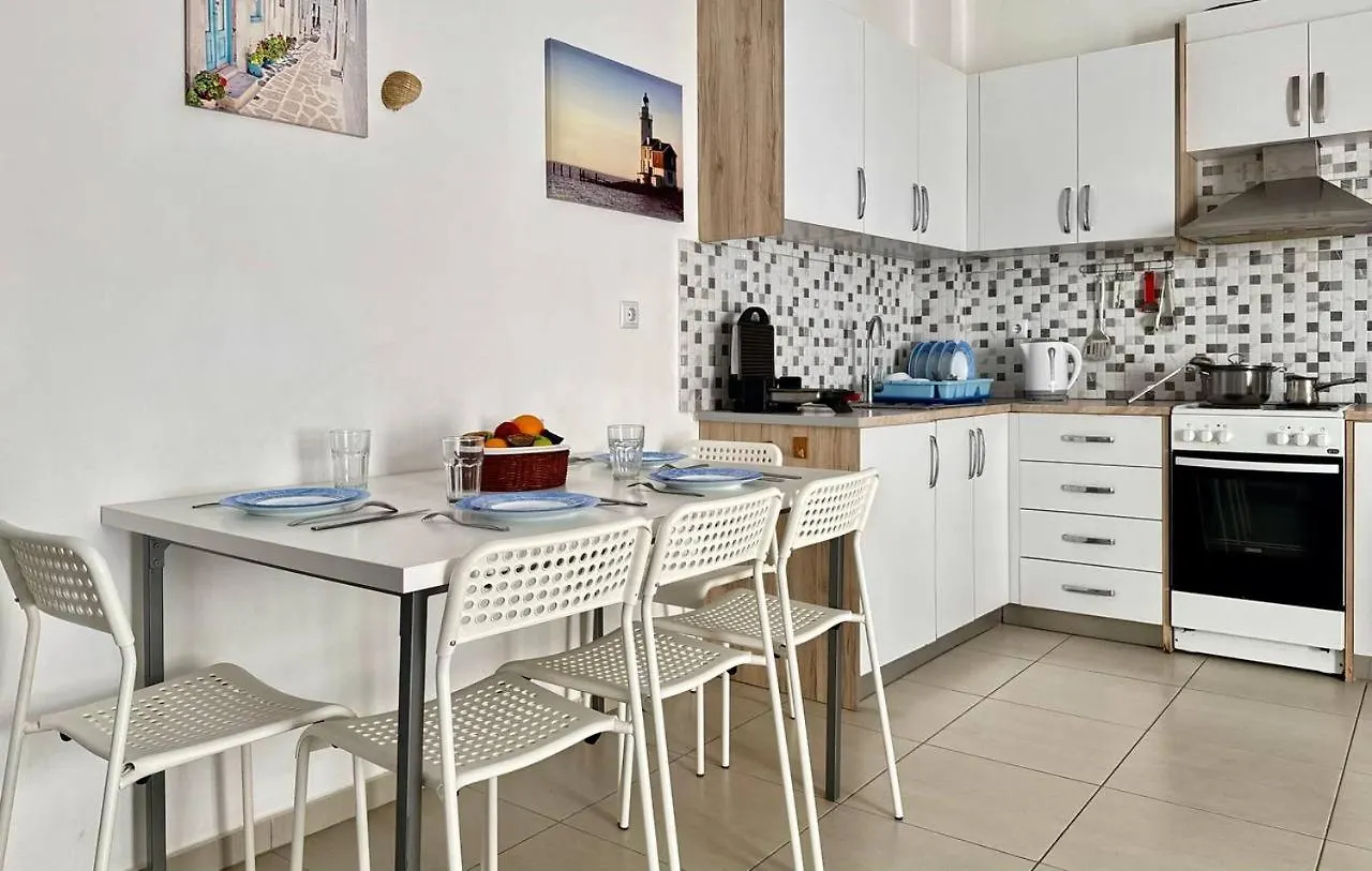 Rossana Sea View Apartment Sarandë